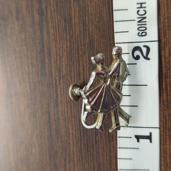 VINTAGE Screwback Silver Dancers Earrings - Picture 3 of 4